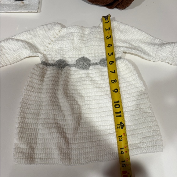 Handmade Princess Leia knitted outfit 3-6 months - Picture 4 of 6